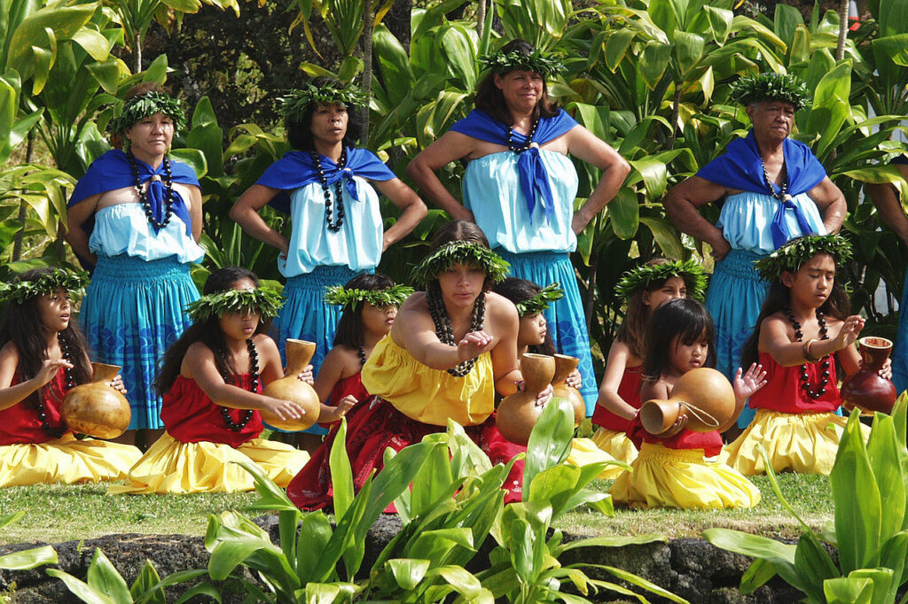 HAWAII'S TOURIST AUTHORITY HELPS FUND 31 STATEWIDE COMMUNITY PROJECTS