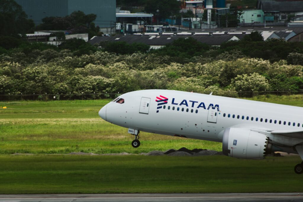 LATAM flights Chile Falklands