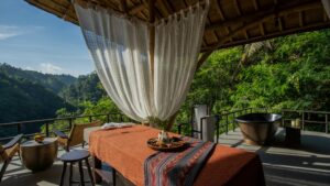 Buahan Banyan Tree Escape Bali