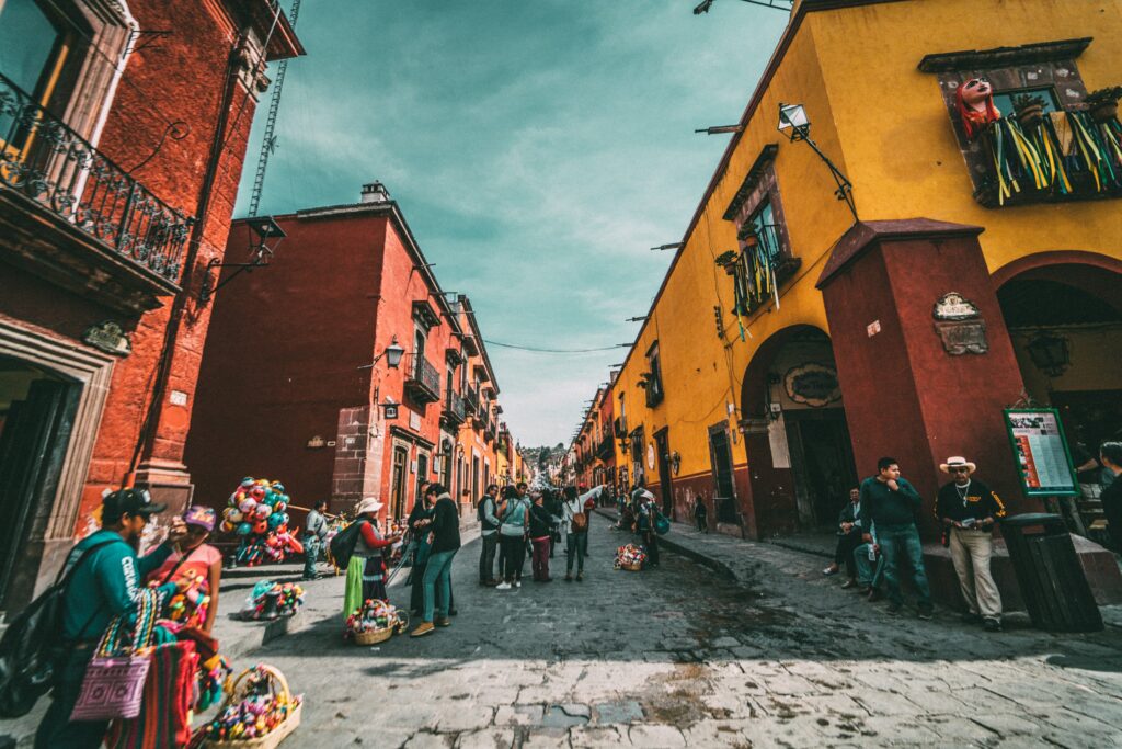 romance tourism Mexico