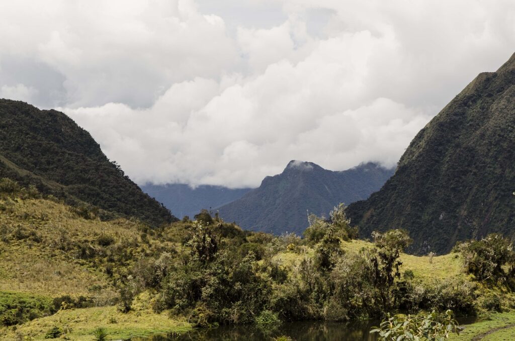 Embracing the Peruvian Winter: Discovering the Andes and the Enchanting Peruvian Jungle